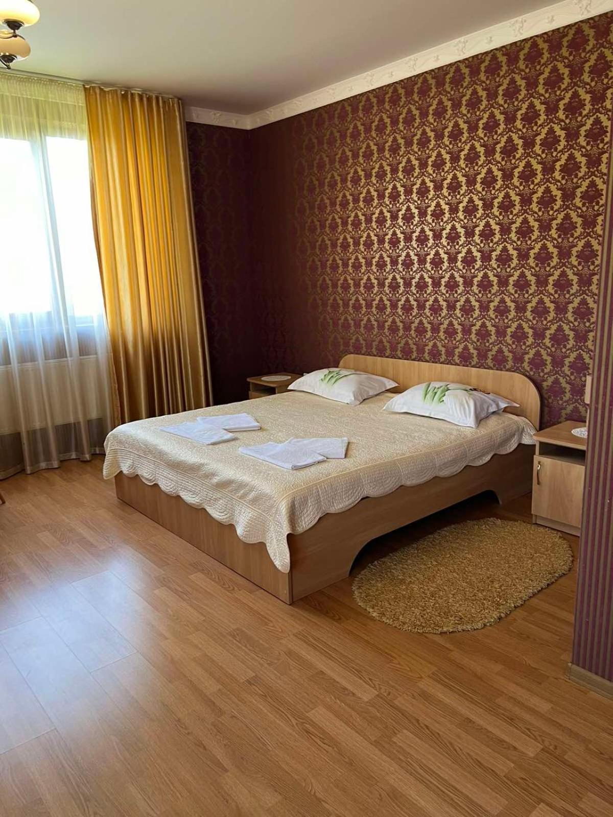 Mini-Hotel "Nord" Chynadiyovo Exterior photo